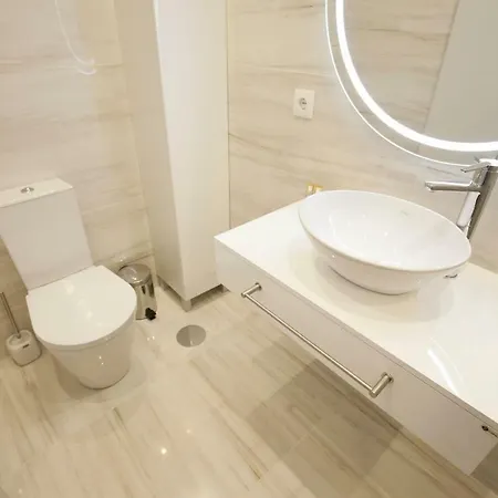 Lovelystay - The Golden & Blue House Appartement *